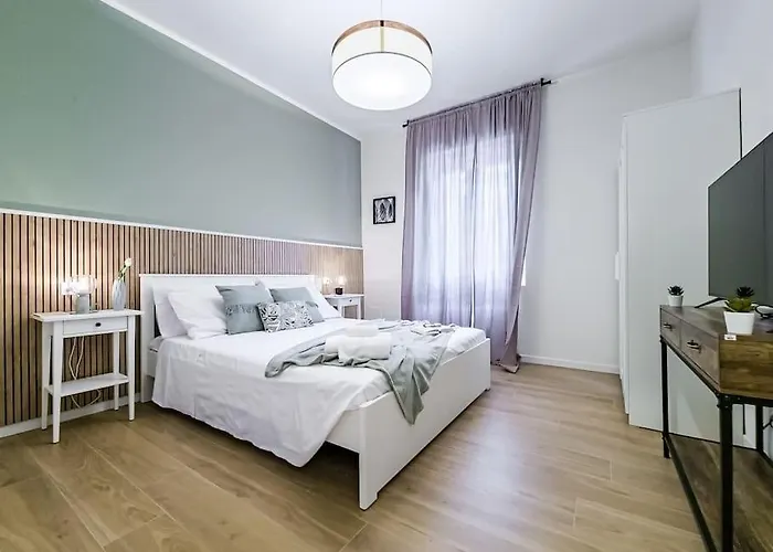 Motor Valley Boutique Apartment - 3 Suites