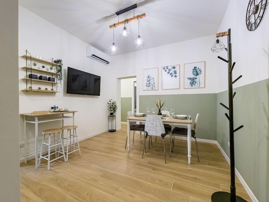 Motor Valley Boutique - 3 * Modena